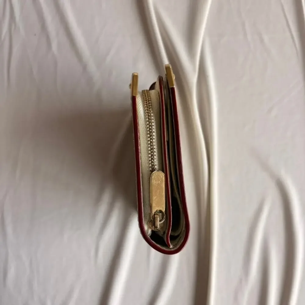 Louis Vuitton Suhali Leather Compact Zippy Wallet - Serial M12057